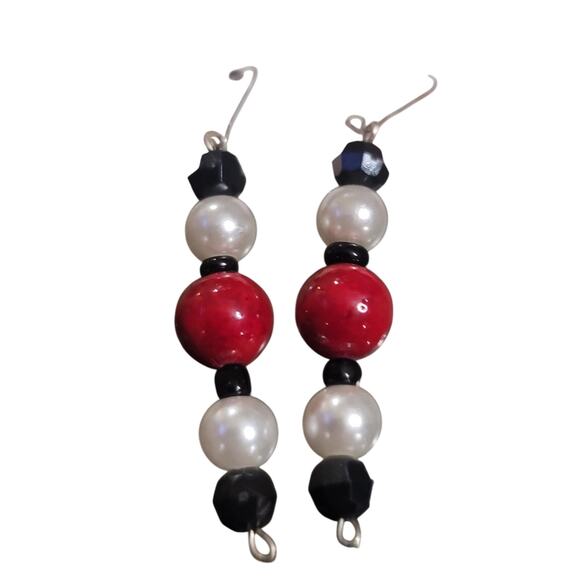 New Beaded Dangle Earrings - Picture 1 of 2